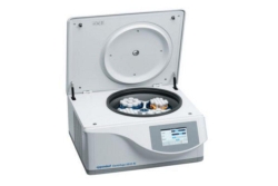 Centr&iacute;fugas de sobremesa 5910 Ri (IVD) con rotor S-4xUniversal, incl. cubetas universales, adaptadores para tubos y placas