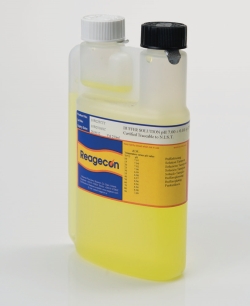 Soluci&oacute;n tamp&oacute;n de pH t&eacute;cnica en botellas dispensadoras de doble cuello