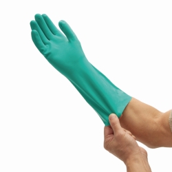 Guante de protecci&oacute;n qu&iacute;mica KleenGuard&reg; G80, Nitrilo